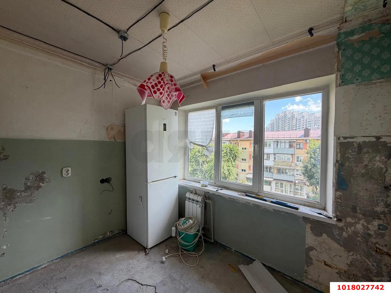 Фото №3: 2-комнатная квартира <span class="whitespace-nowrap">48 м²</span>, <span class="whitespace-nowrap">5/5 эт.</span> - Краснодар, Карасунский внутригородской округ, мкр. Черёмушки, ул. Селезнёва, 88