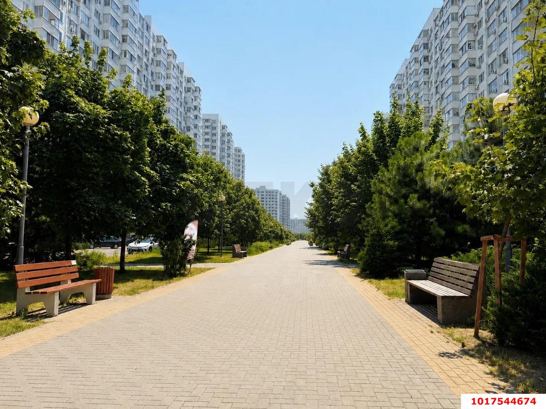 Фото №13: 2-комнатная квартира <span class="whitespace-nowrap">71 м²</span>, <span class="whitespace-nowrap">14/14 эт.</span> - Краснодар, Прикубанский внутригородской округ, мкр. Московский, ул. имени Николая Семеновича Котлярова, 17