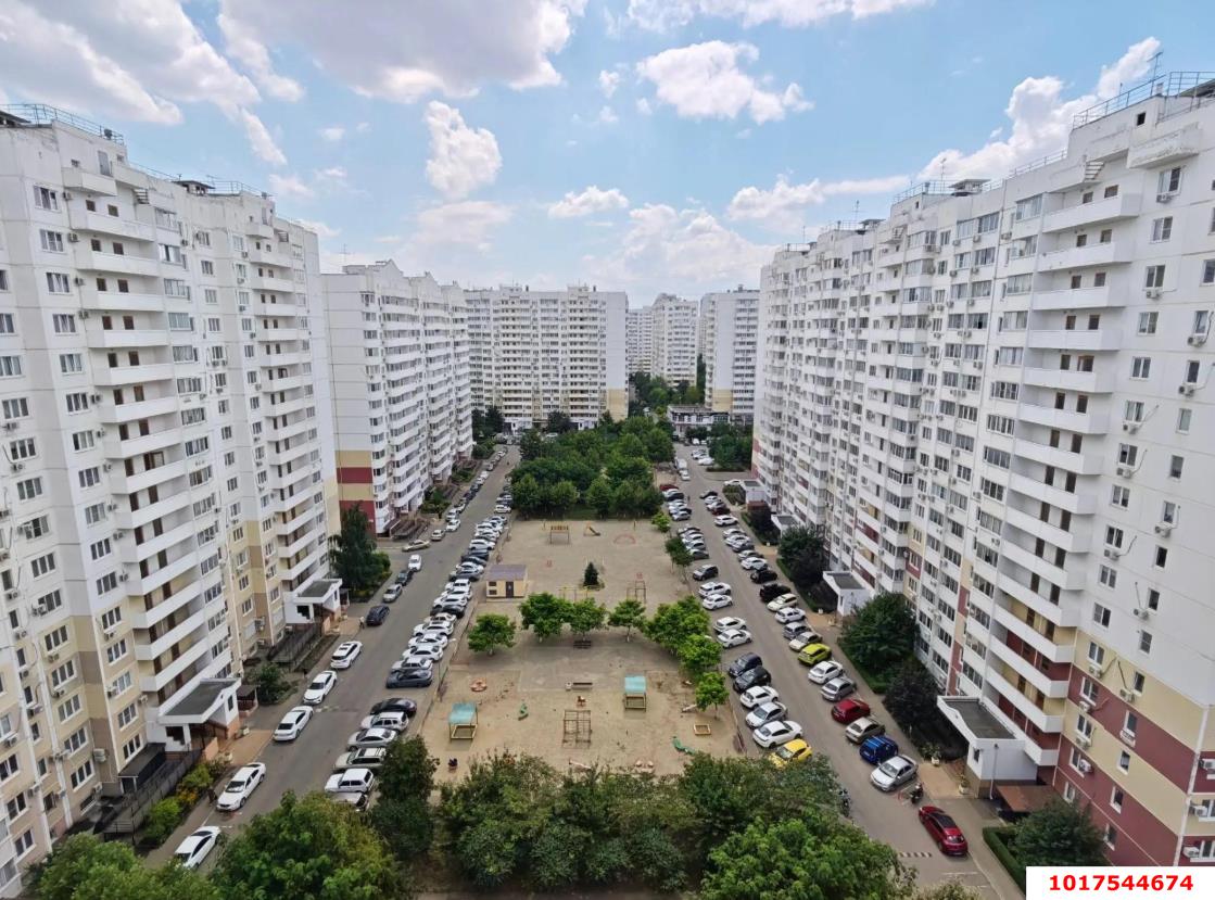 Фото №9: 2-комнатная квартира <span class="whitespace-nowrap">71 м²</span>, <span class="whitespace-nowrap">14/14 эт.</span> - Краснодар, Прикубанский внутригородской округ, мкр. Московский, ул. имени Николая Семеновича Котлярова, 17