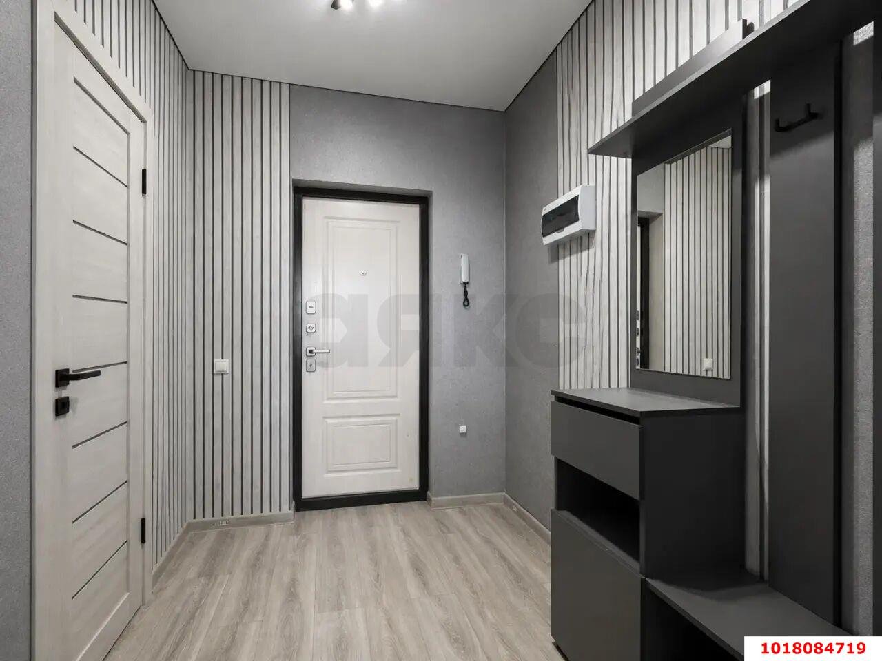 Фото №5: Студия <span class="whitespace-nowrap">30 м²</span>, <span class="whitespace-nowrap">7/18 эт.</span> - Краснодар, Прикубанский внутригородской округ, Музыкальный, мкр. ЖК Жемчужина, ул. имени Ф.И. Шаляпина, 30/1к1
