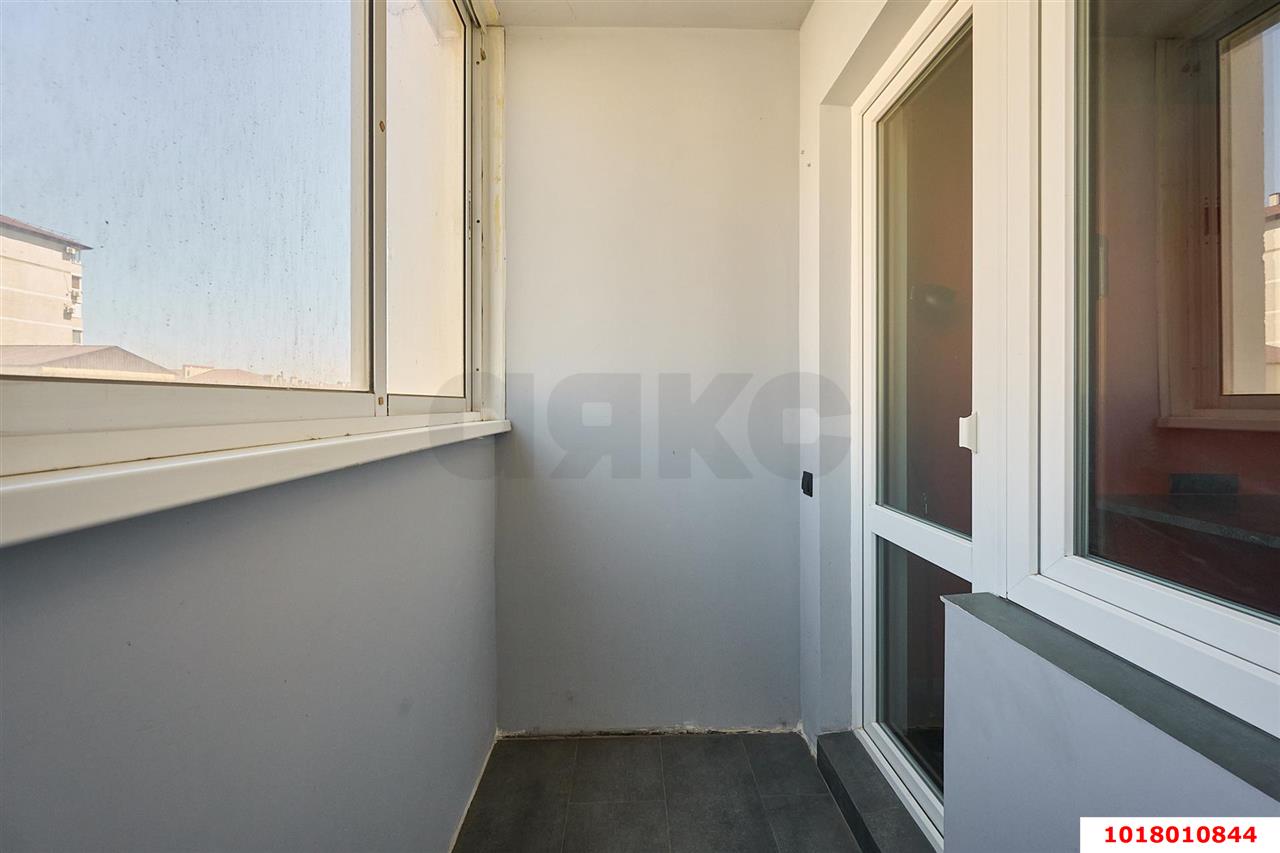Фото №14: 3-комнатная квартира <span class="whitespace-nowrap">74 м²</span>, <span class="whitespace-nowrap">6/16 эт.</span> - Краснодар, Карасунский внутригородской округ, мкр. Черёмушки, ул. Ставропольская, 107/10