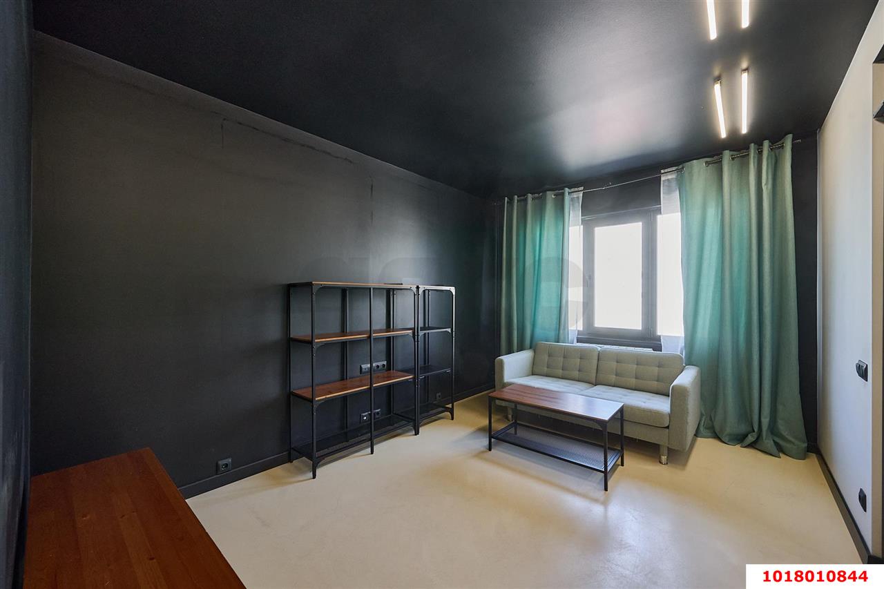 Фото №9: 3-комнатная квартира <span class="whitespace-nowrap">74 м²</span>, <span class="whitespace-nowrap">6/16 эт.</span> - Краснодар, Карасунский внутригородской округ, мкр. Черёмушки, ул. Ставропольская, 107/10