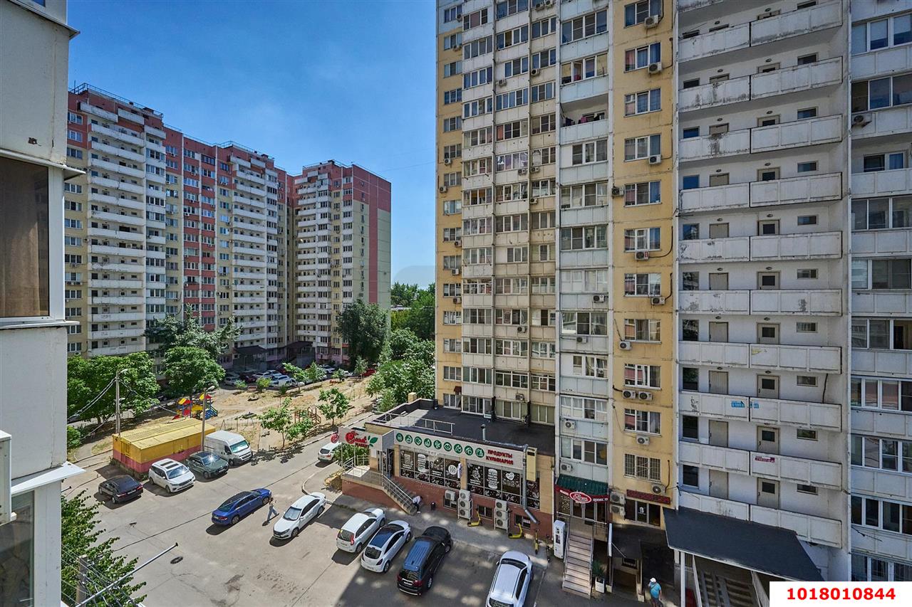 Фото №15: 3-комнатная квартира <span class="whitespace-nowrap">74 м²</span>, <span class="whitespace-nowrap">6/16 эт.</span> - Краснодар, Карасунский внутригородской округ, мкр. Черёмушки, ул. Ставропольская, 107/10