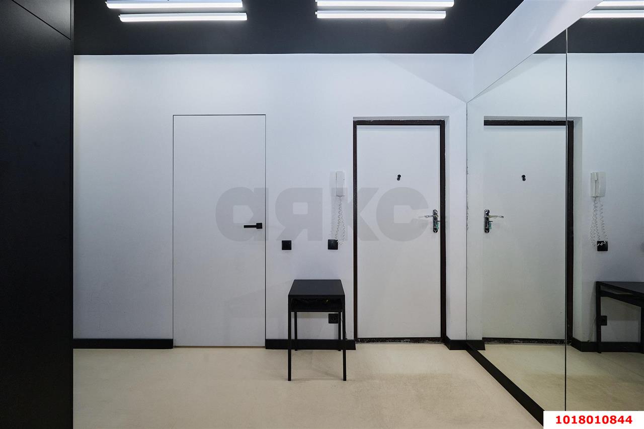 Фото №2: 3-комнатная квартира <span class="whitespace-nowrap">74 м²</span>, <span class="whitespace-nowrap">6/16 эт.</span> - Краснодар, Карасунский внутригородской округ, мкр. Черёмушки, ул. Ставропольская, 107/10