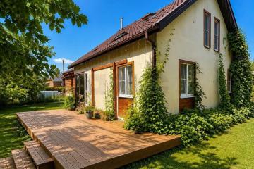 Фото №1: Дом <span class="whitespace-nowrap">124 м²</span> <span class="whitespace-nowrap">+ 10 сот.</span>, <span class="whitespace-nowrap">2 эт.</span> - Григорьевская, мкр. квартал Светлый, 74