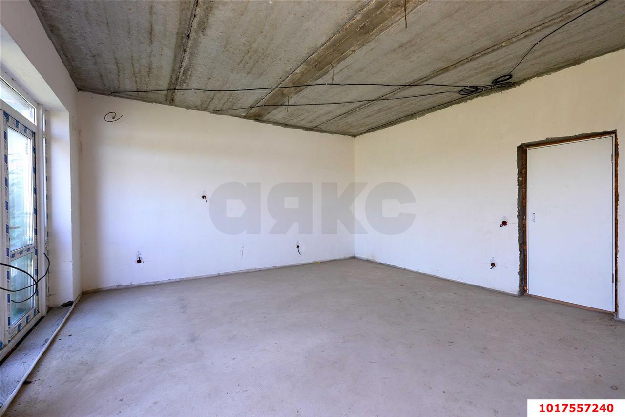Фото №10: Дом <span class="whitespace-nowrap">129 м²</span> <span class="whitespace-nowrap">+ 3 сот.</span>, <span class="whitespace-nowrap">2 эт.</span> - Краснодар, Прикубанский внутригородской округ, мкр. КП Крепость, ул. Раевская, 167/1
