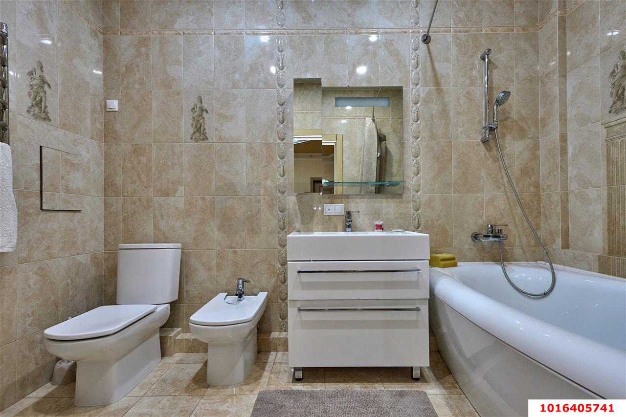 Фото №9: 3-комнатная квартира <span class="whitespace-nowrap">92 м²</span>, <span class="whitespace-nowrap">4/15 эт.</span> - Краснодар, Прикубанский внутригородской округ, Солнечный, мкр. Фестивальный, ул. Яна Полуяна, 43