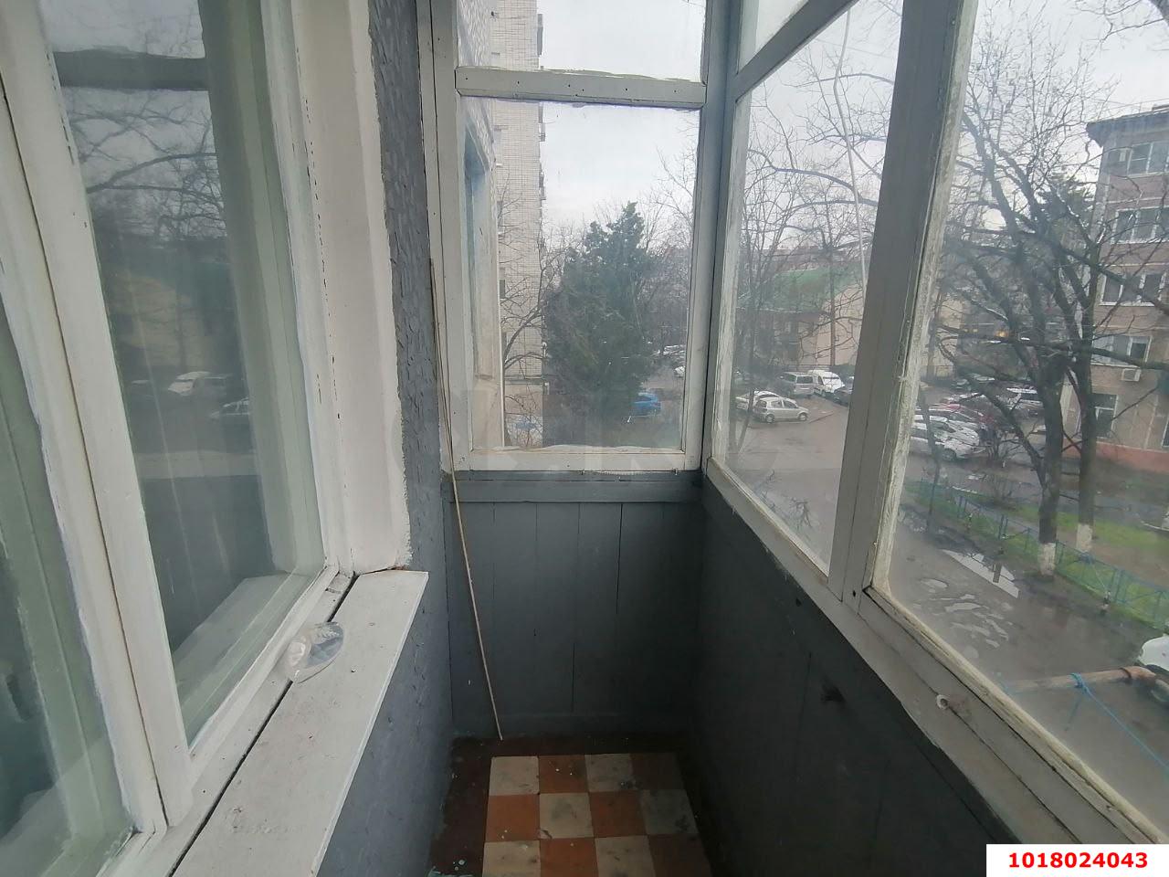 Фото №10: 3-комнатная квартира <span class="whitespace-nowrap">56 м²</span>, <span class="whitespace-nowrap">3/5 эт.</span> - Краснодар, Карасунский внутригородской округ, мкр. Черёмушки, ул. Селезнёва, 130
