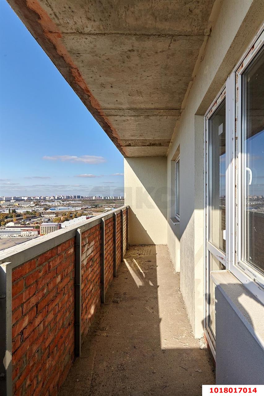 Фото №5: 3-комнатная квартира <span class="whitespace-nowrap">90 м²</span>, <span class="whitespace-nowrap">16/24 эт.</span> - Краснодар, Карасунский внутригородской округ, жилой комплекс На Магистральной, мкр. Камвольно-суконный Комбинат, ул. Магистральная, 11