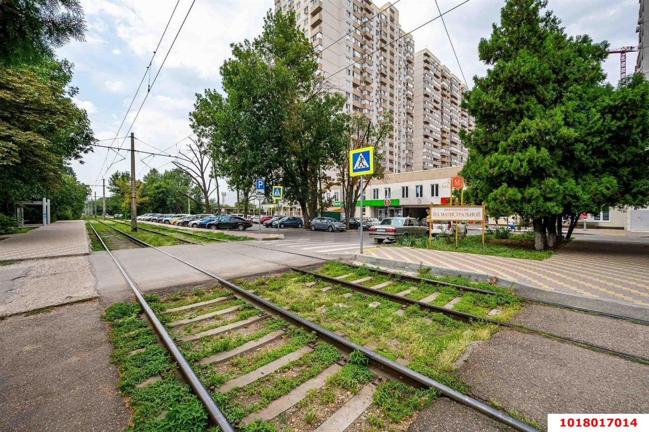 Фото №8: 3-комнатная квартира <span class="whitespace-nowrap">90 м²</span>, <span class="whitespace-nowrap">16/24 эт.</span> - Краснодар, Карасунский внутригородской округ, жилой комплекс На Магистральной, мкр. Камвольно-суконный Комбинат, ул. Магистральная, 11