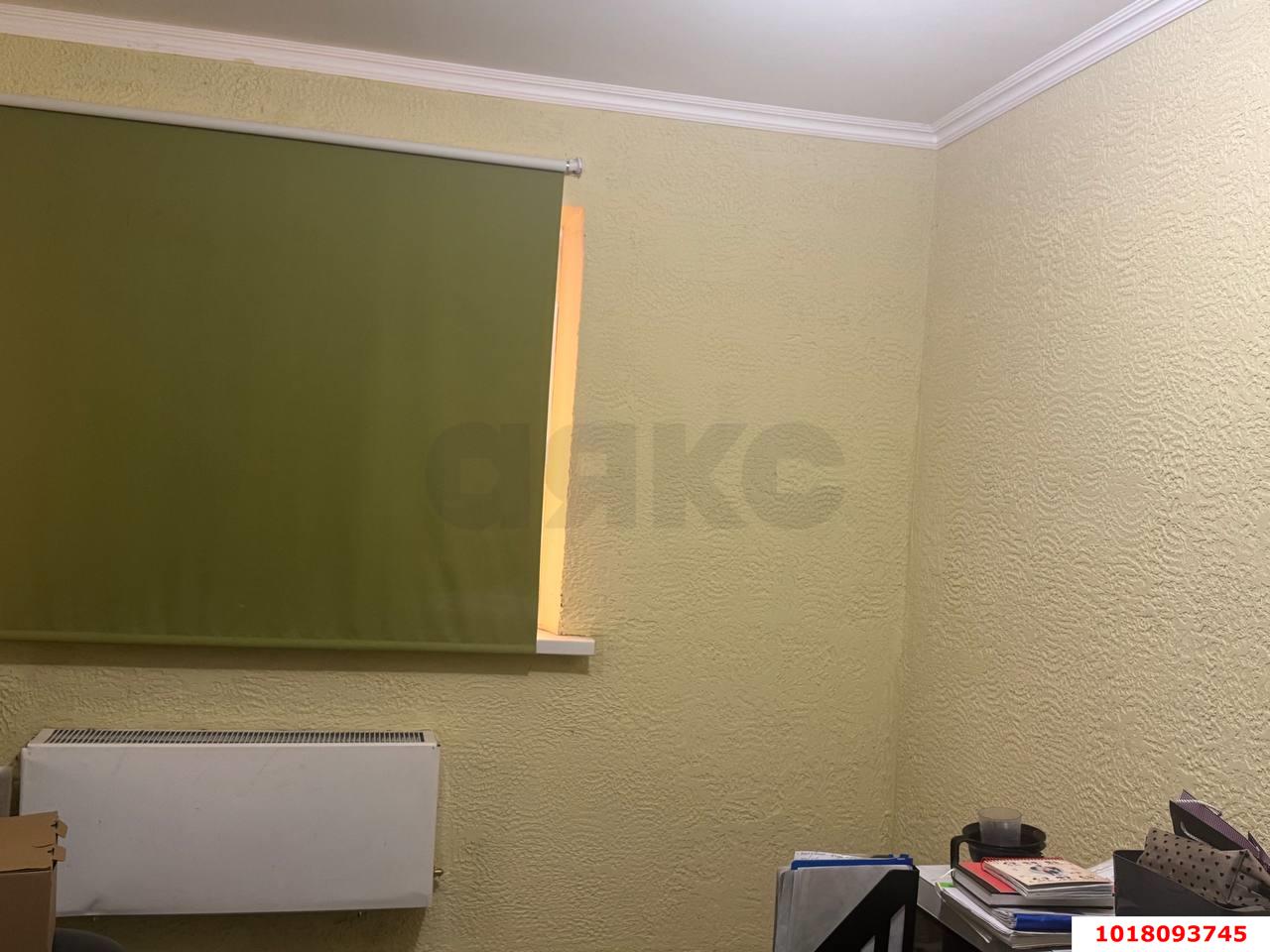Фото №5: Торговое помещение <span class="whitespace-nowrap">16 м²</span>, <span class="whitespace-nowrap">-1/14 эт.</span> - Краснодар, Прикубанский внутригородской округ, мкр. Восточно-Кругликовский, ул. Героя А.А. Аверкиева