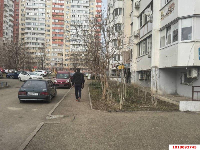 Фото №12: Торговое помещение <span class="whitespace-nowrap">16 м²</span>, <span class="whitespace-nowrap">-1/14 эт.</span> - Краснодар, Прикубанский внутригородской округ, мкр. Восточно-Кругликовский, ул. Героя А.А. Аверкиева