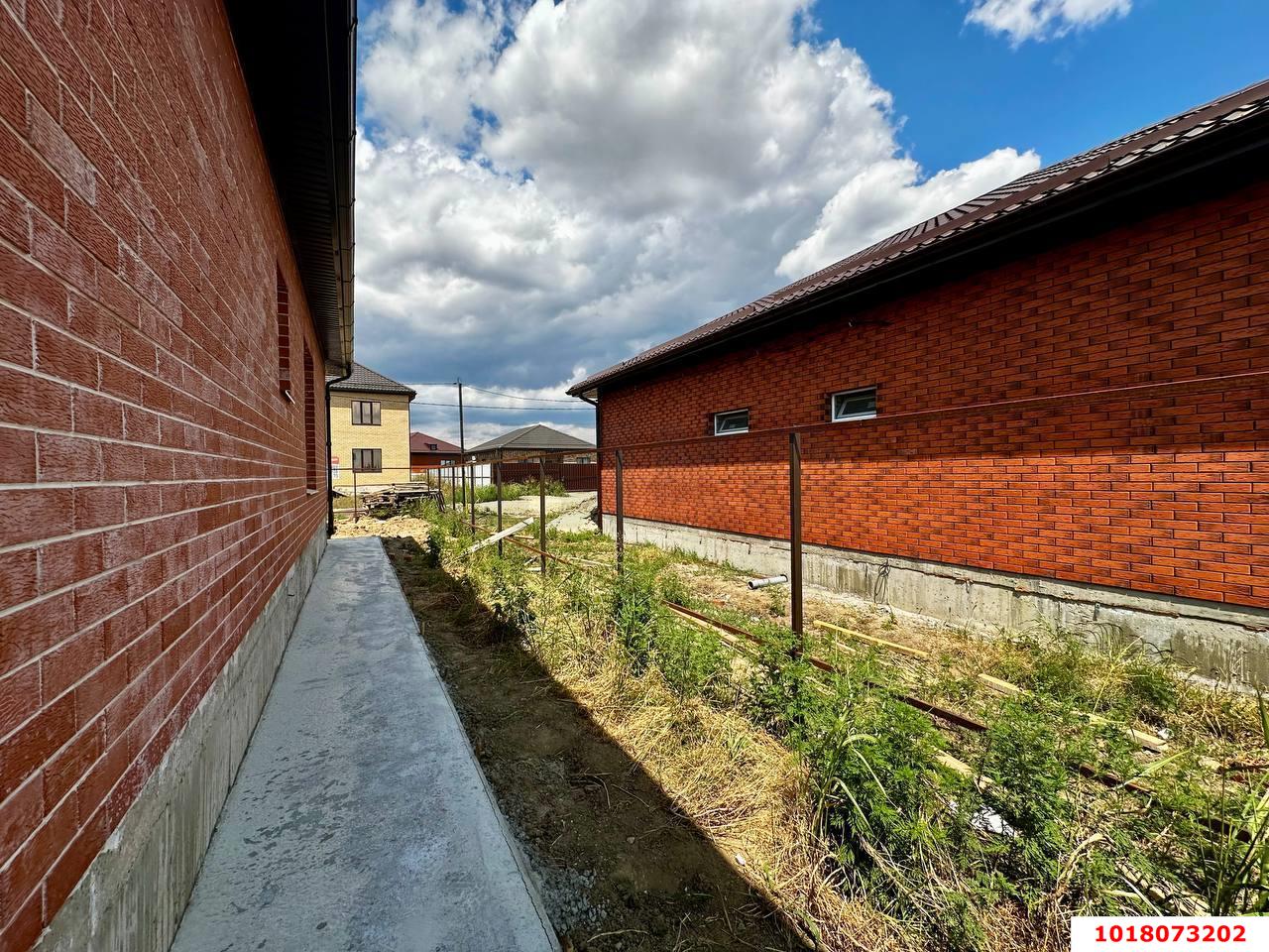 Фото №5: Дом <span class="whitespace-nowrap">109 м²</span> <span class="whitespace-nowrap">+ 6 сот.</span>, <span class="whitespace-nowrap">1 эт.</span> - Козет, ул. Майкопская, 50