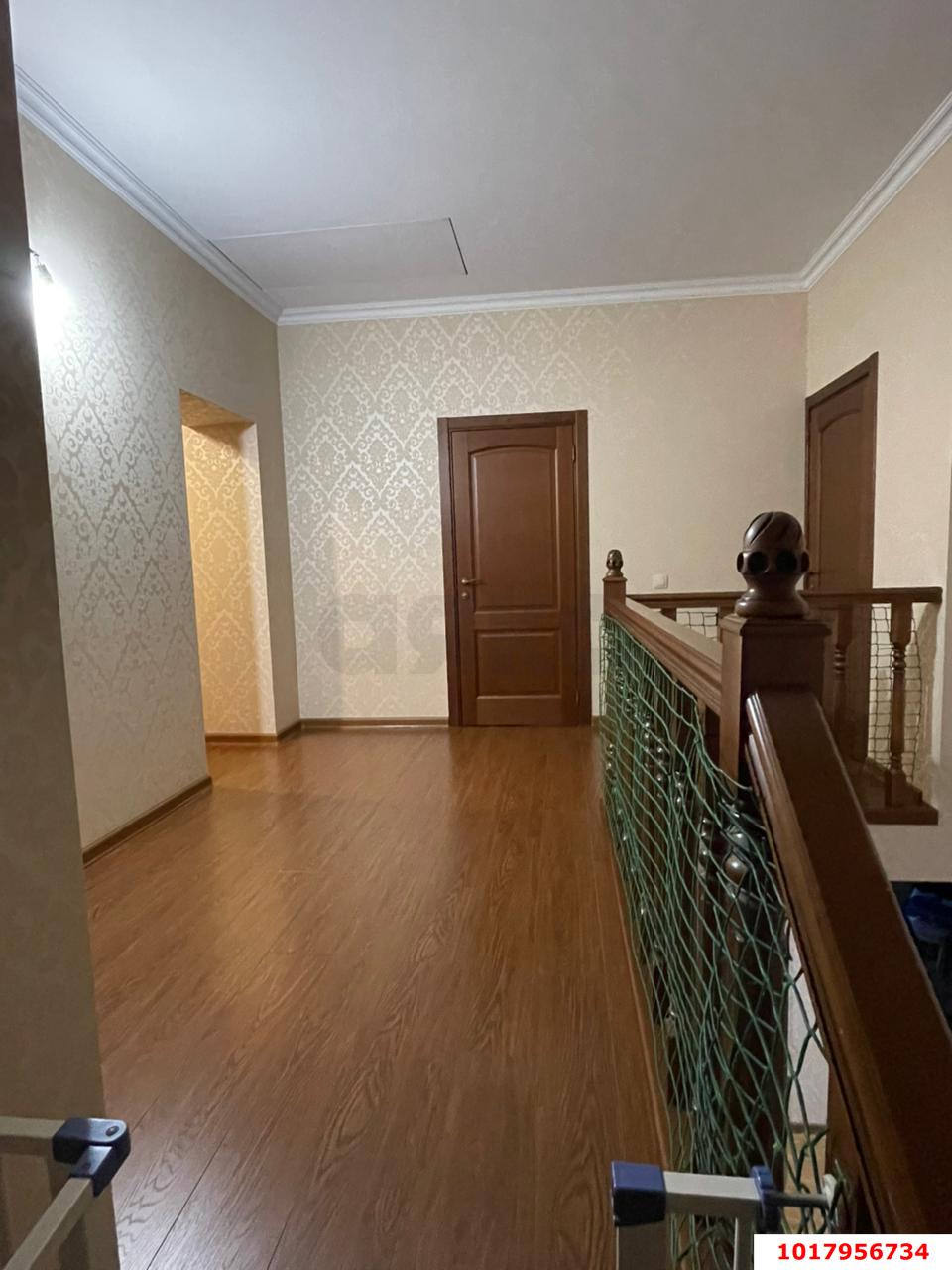 Фото №6: Дом <span class="whitespace-nowrap">158 м²</span> <span class="whitespace-nowrap">+ 3.98 сот.</span>, <span class="whitespace-nowrap">2 эт.</span> - Автомагистраль, мкр. Прикубанский внутригородской округ, ул. Малиновая, 9