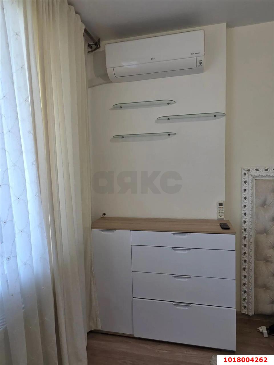 Фото №3: 1-комнатная квартира <span class="whitespace-nowrap">45 м²</span>, <span class="whitespace-nowrap">10/18 эт.</span> - Краснодар, Карасунский внутригородской округ, мкр. жилой комплекс Трилогия, ул. имени Невкипелого, 24/2к2