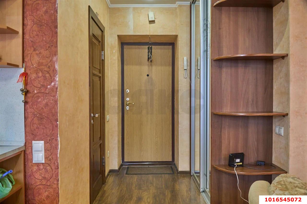 Фото №5: 3-комнатная квартира <span class="whitespace-nowrap">112 м²</span>, <span class="whitespace-nowrap">5/6 эт.</span> - Краснодар, Западный внутригородской округ, мкр. Юбилейный, пр-кт Чекистов, 6