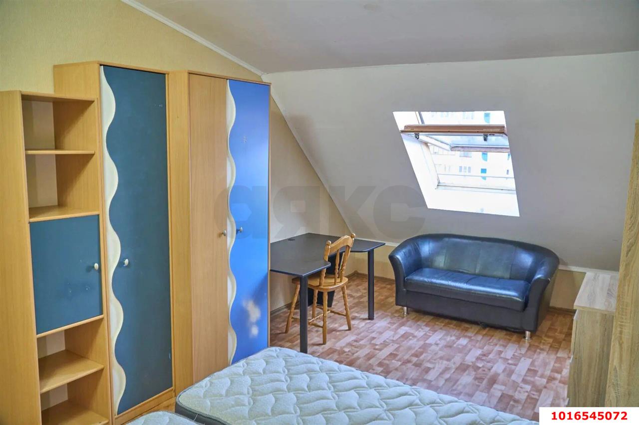 Фото №7: 3-комнатная квартира <span class="whitespace-nowrap">112 м²</span>, <span class="whitespace-nowrap">5/6 эт.</span> - Краснодар, Западный внутригородской округ, мкр. Юбилейный, пр-кт Чекистов, 6
