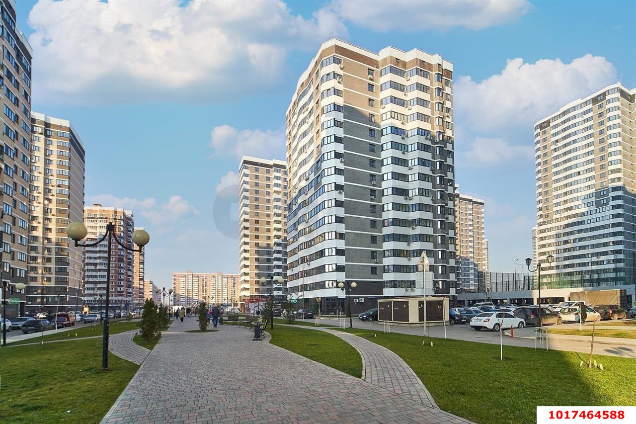 Фото №9: 1-комнатная квартира <span class="whitespace-nowrap">53 м²</span>, <span class="whitespace-nowrap">18/24 эт.</span> - Краснодар, Прикубанский внутригородской округ, Россинского, мкр. жилой комплекс Дружный-2, б-р Адмиралтейский, 3к2