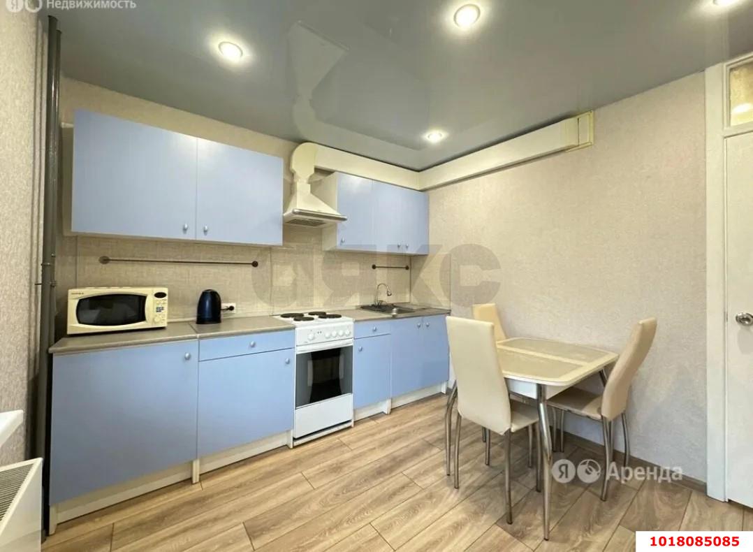 Фото №7: 1-комнатная квартира <span class="whitespace-nowrap">42 м²</span>, <span class="whitespace-nowrap">4/16 эт.</span> - Краснодар, Прикубанский внутригородской округ, мкр. Восточно-Кругликовский, ул. Героев-Разведчиков, 42