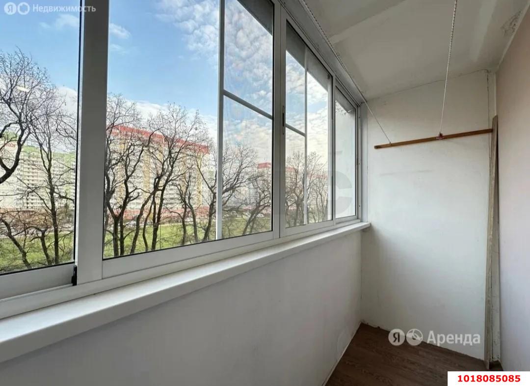 Фото №14: 1-комнатная квартира <span class="whitespace-nowrap">42 м²</span>, <span class="whitespace-nowrap">4/16 эт.</span> - Краснодар, Прикубанский внутригородской округ, мкр. Восточно-Кругликовский, ул. Героев-Разведчиков, 42