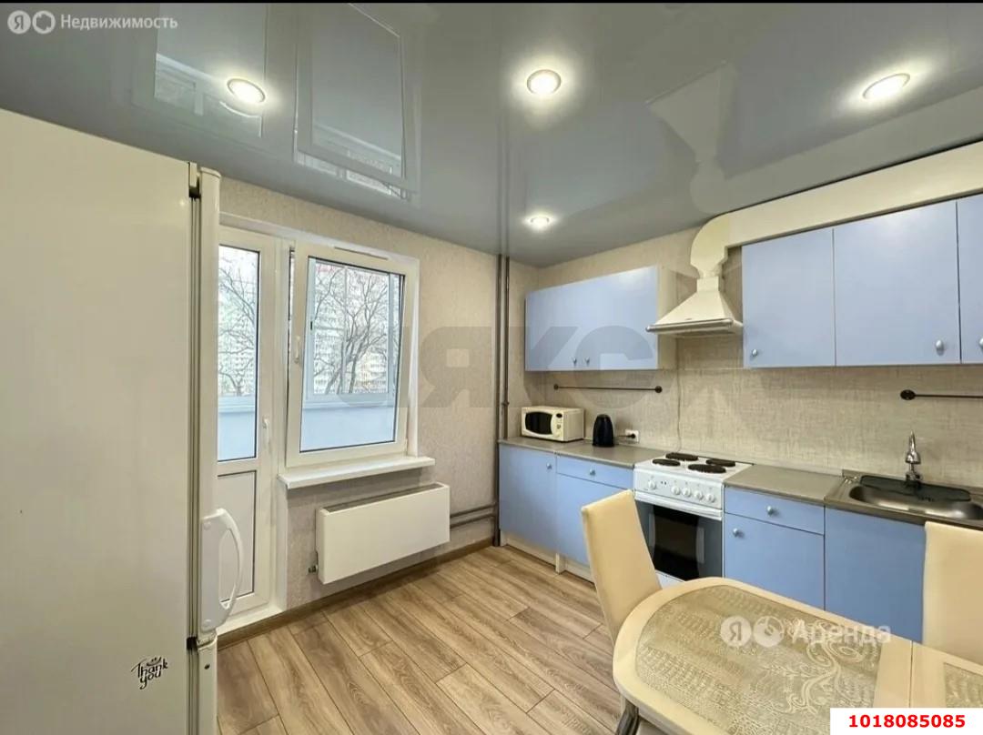 Фото №6: 1-комнатная квартира <span class="whitespace-nowrap">42 м²</span>, <span class="whitespace-nowrap">4/16 эт.</span> - Краснодар, Прикубанский внутригородской округ, мкр. Восточно-Кругликовский, ул. Героев-Разведчиков, 42