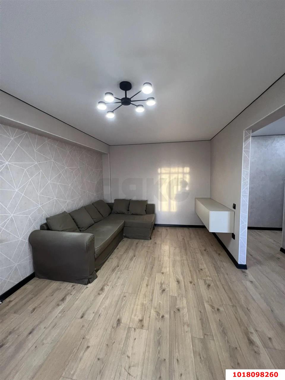 Фото №2: 1-комнатная квартира <span class="whitespace-nowrap">31 м²</span>, <span class="whitespace-nowrap">1/5 эт.</span> - Краснодар, Карасунский внутригородской округ, мкр. Черёмушки, ул. Ставропольская, 125/2