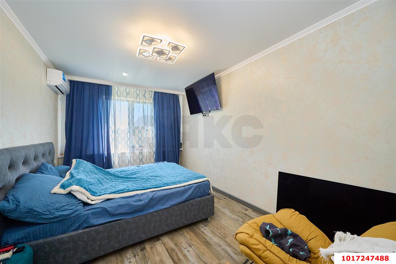 Фото №9: 4-комнатная квартира <span class="whitespace-nowrap">78 м²</span>, <span class="whitespace-nowrap">5/5 эт.</span> - Краснодар, Западный внутригородской округ, мкр. Центральный, ул. Советская, 7