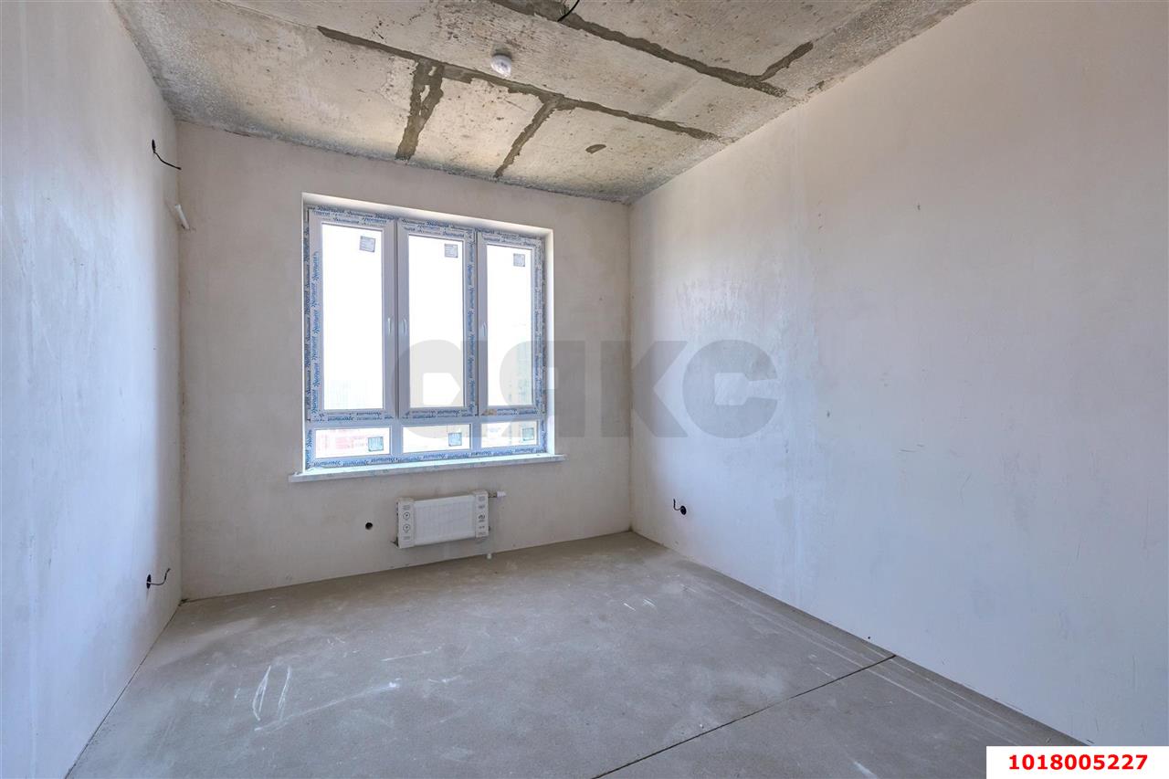 Фото №3: 2-комнатная квартира <span class="whitespace-nowrap">62 м²</span>, <span class="whitespace-nowrap">7/9 эт.</span> - Краснодар, Прикубанский внутригородской округ, мкр. Парк Победы, ул. имени Героя Ростовского, 16к2