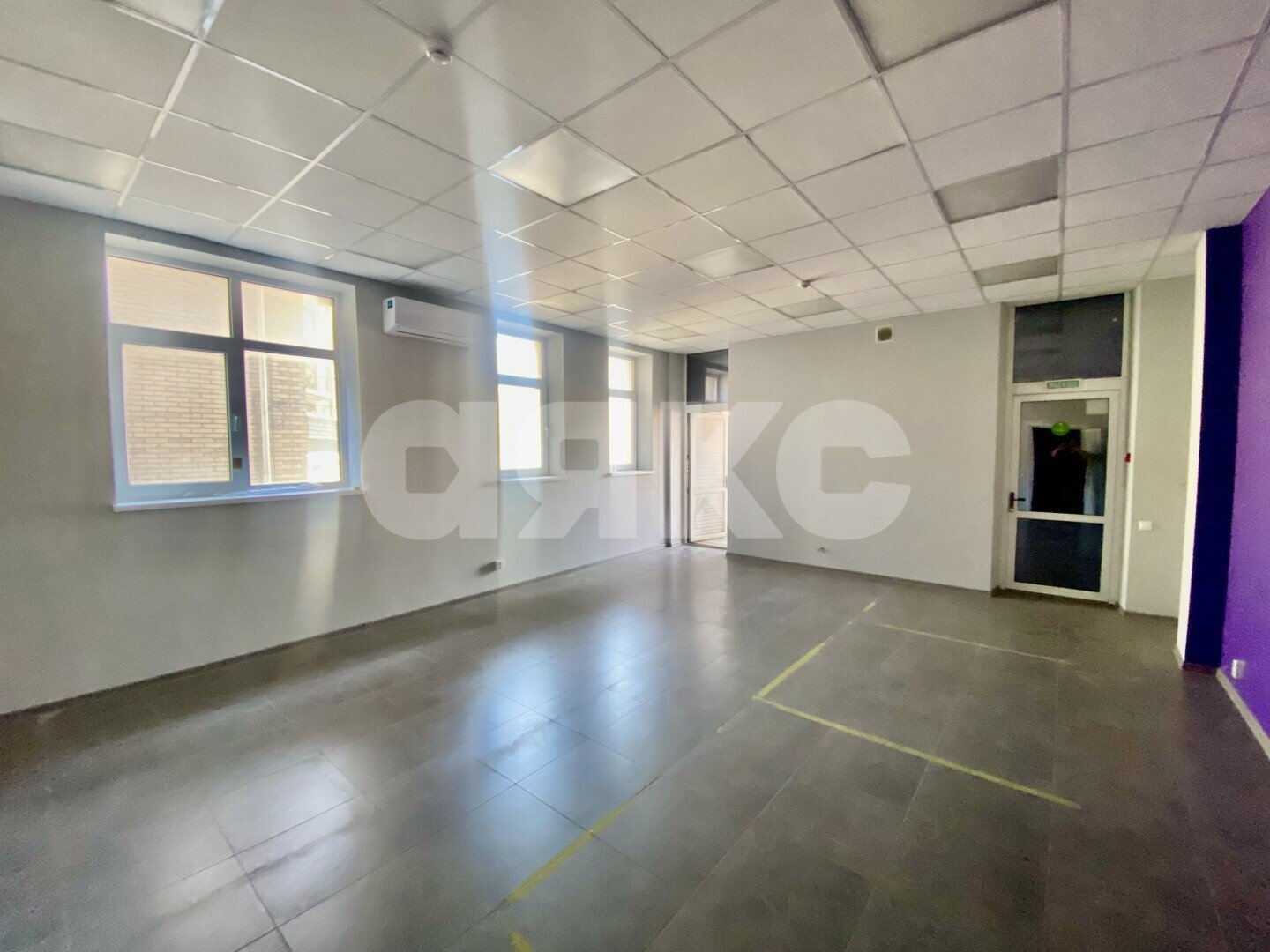 Фото №4: Коммерция <span class="whitespace-nowrap">71 м²</span>, <span class="whitespace-nowrap">1/6 эт.</span> - Анапа, ул. Кати Соловьяновой, 84