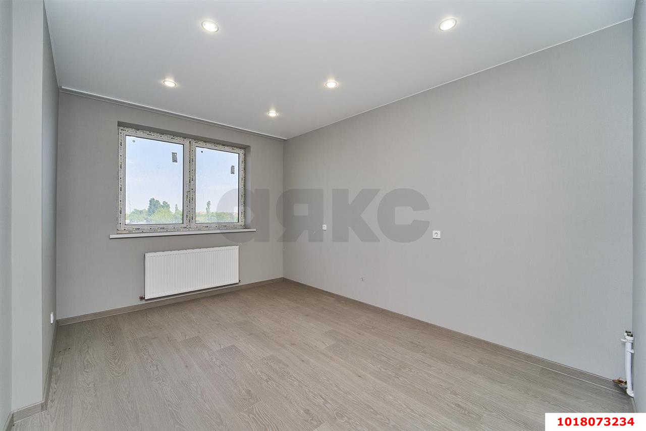 Фото №5: 1-комнатная квартира <span class="whitespace-nowrap">35 м²</span>, <span class="whitespace-nowrap">4/18 эт.</span> - Краснодар, Карасунский внутригородской округ, мкр. ЖК Смородина, ул. имени Владимира Жириновского, 3