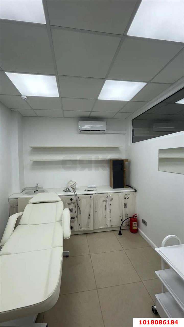 Фото №7: Студия <span class="whitespace-nowrap">84 м²</span>, <span class="whitespace-nowrap">1/16 эт.</span> - Краснодар, Западный внутригородской округ, мкр. Кожзавод, ул. Минская, 122/2