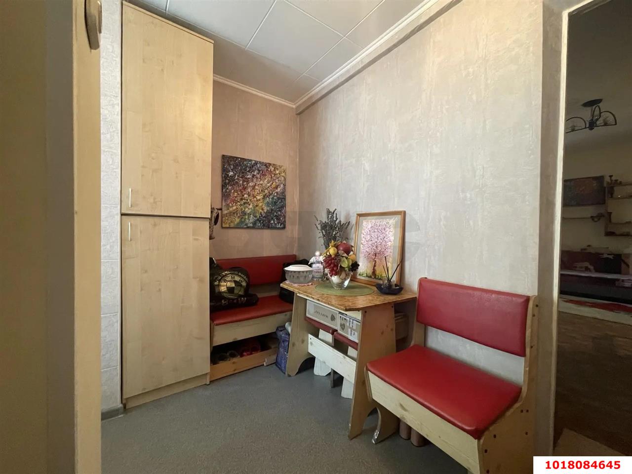 Фото №5: 1-комнатная квартира <span class="whitespace-nowrap">27 м²</span>, <span class="whitespace-nowrap">1/2 эт.</span> - Краснодар, Центральный внутригородской округ, мкр. Центральный, ул. Янковского, 39