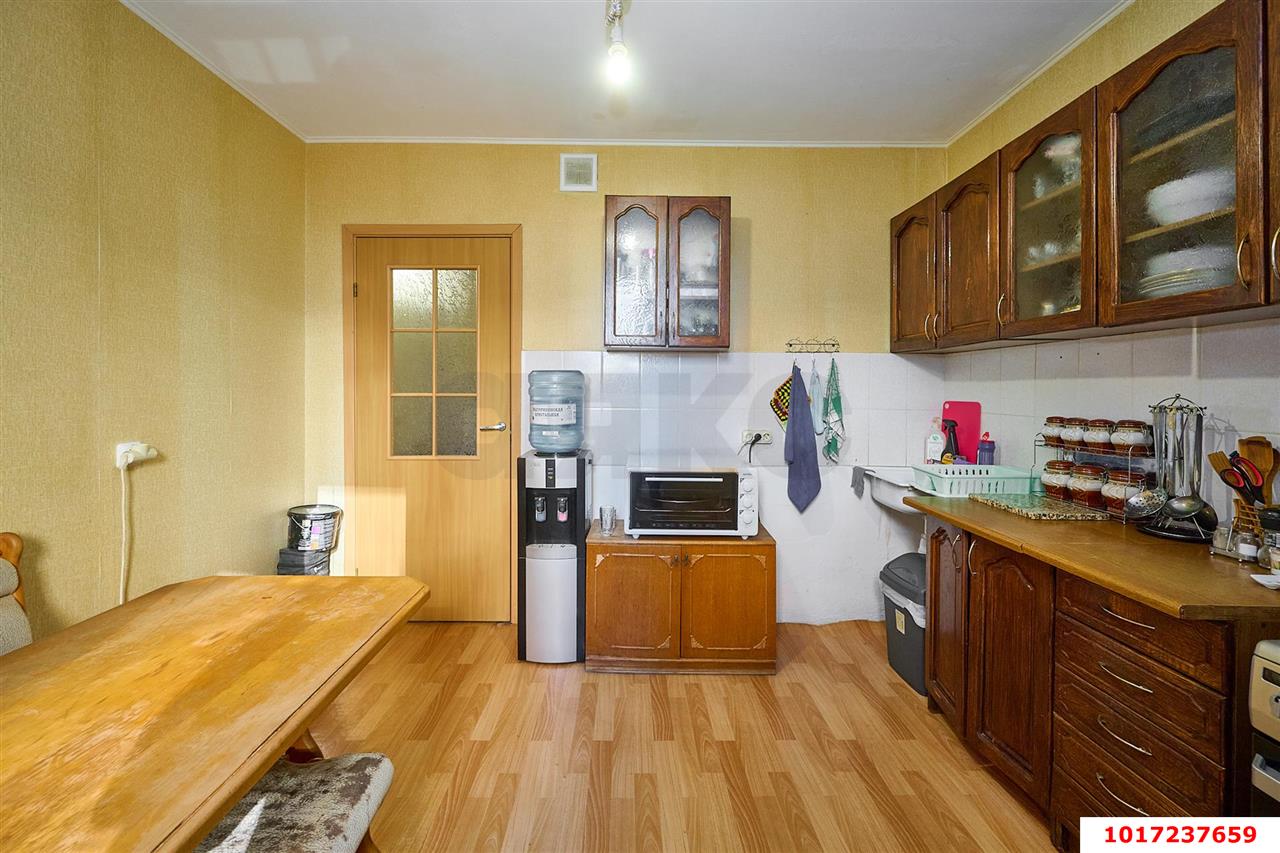 Фото №4: 2-комнатная квартира <span class="whitespace-nowrap">63 м²</span>, <span class="whitespace-nowrap">2/16 эт.</span> - Краснодар, Прикубанский внутригородской округ, 9-й километр, мкр. Военный городок № 106, ул. имени Дзержинского, 54/15