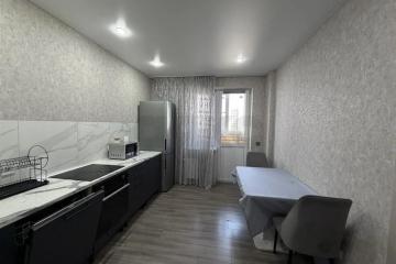 Фото №1: 2-комнатная квартира <span class="whitespace-nowrap">46 м²</span>, <span class="whitespace-nowrap">4/19 эт.</span> - Краснодар, мкр. Светлоград, ул. Красных Партизан, 1/4к15