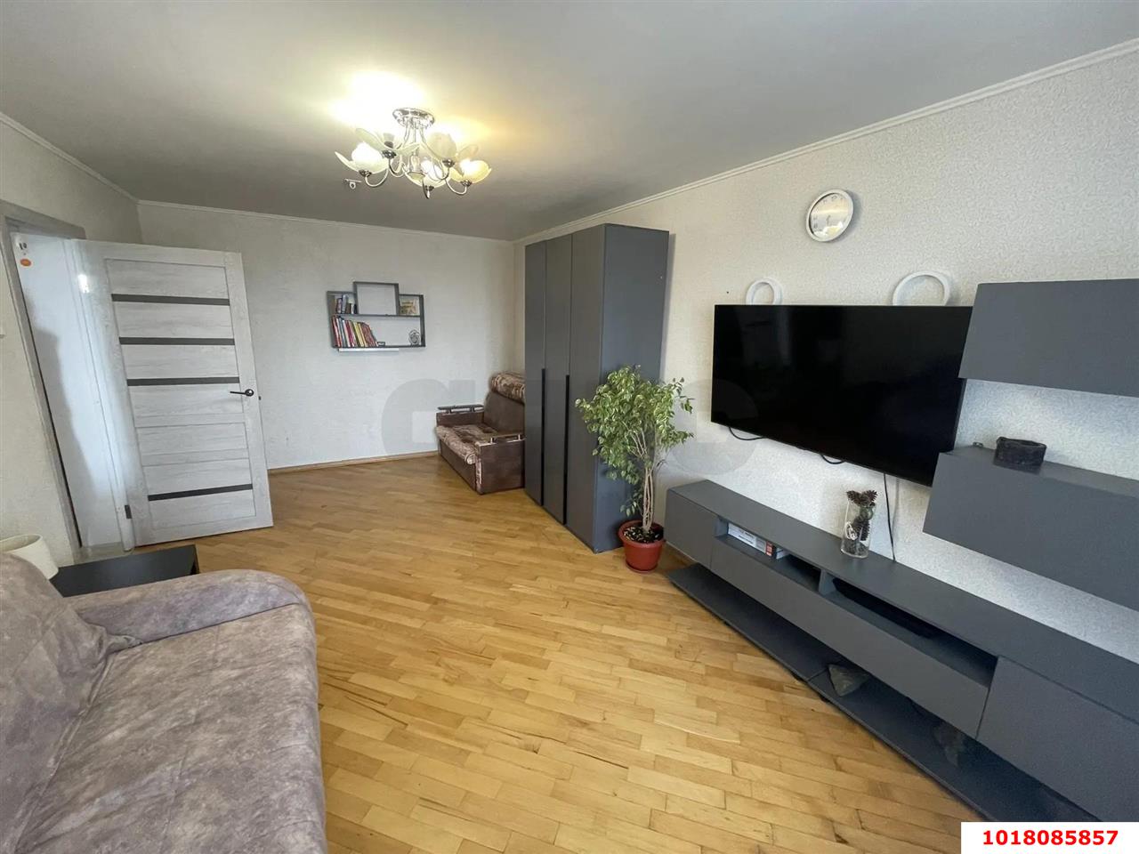 Фото №1: 1-комнатная квартира <span class="whitespace-nowrap">43 м²</span>, <span class="whitespace-nowrap">7/14 эт.</span> - Краснодар, Западный внутригородской округ, мкр. Юбилейный, ул. Рождественская набережная, 41