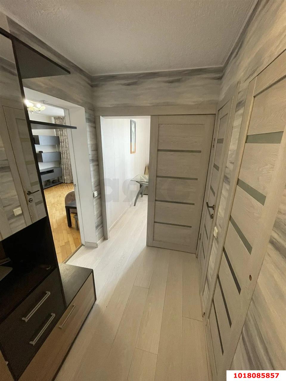 Фото №10: 1-комнатная квартира <span class="whitespace-nowrap">43 м²</span>, <span class="whitespace-nowrap">7/14 эт.</span> - Краснодар, Западный внутригородской округ, мкр. Юбилейный, ул. Рождественская набережная, 41