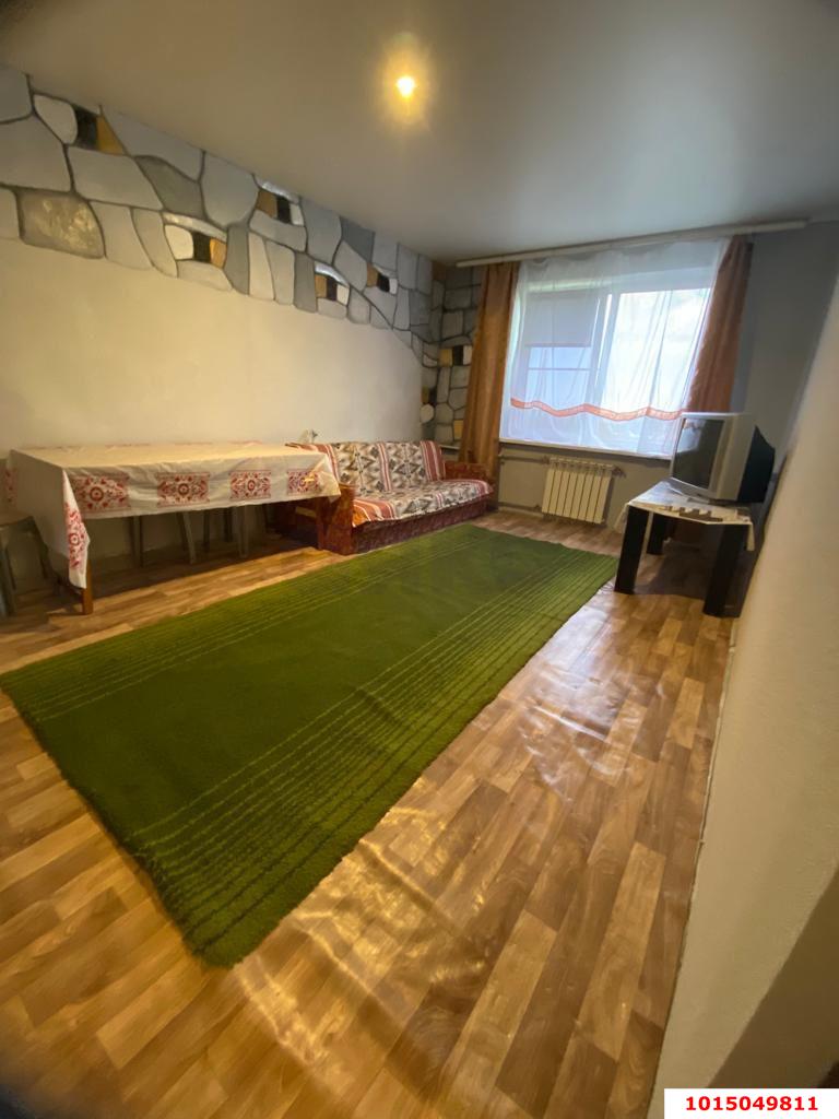 Фото №2: 3-комнатная квартира <span class="whitespace-nowrap">62 м²</span>, <span class="whitespace-nowrap">5/5 эт.</span> - Динская, ул. Красная, 152Б