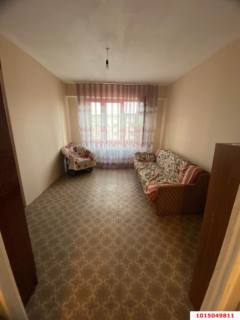 Фото №1: 3-комнатная квартира <span class="whitespace-nowrap">62 м²</span>, <span class="whitespace-nowrap">5/5 эт.</span> - Динская, ул. Красная, 152Б