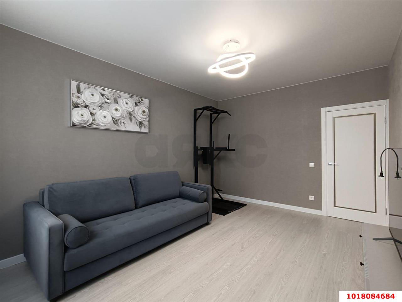 Фото №5: 1-комнатная квартира <span class="whitespace-nowrap">40 м²</span>, <span class="whitespace-nowrap">17/22 эт.</span> - Краснодар, Карасунский внутригородской округ, мкр. Почтовый, ул. имени Валерия Гассия, 3