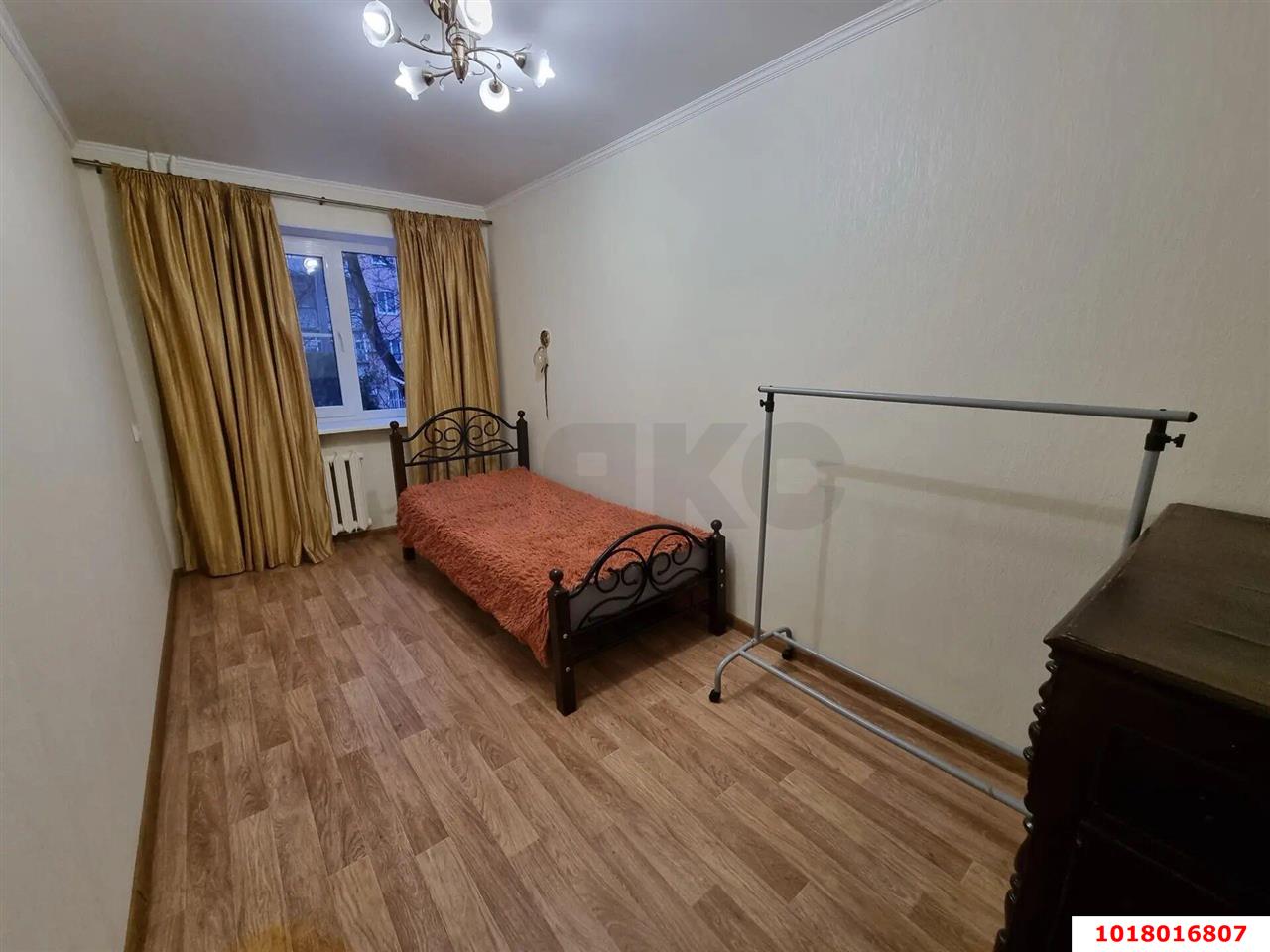 Фото №6: 1-комнатная квартира <span class="whitespace-nowrap">55 м²</span>, <span class="whitespace-nowrap">2/5 эт.</span> - Краснодар, Прикубанский внутригородской округ, мкр. Славянский, ул. Темрюкская, 60