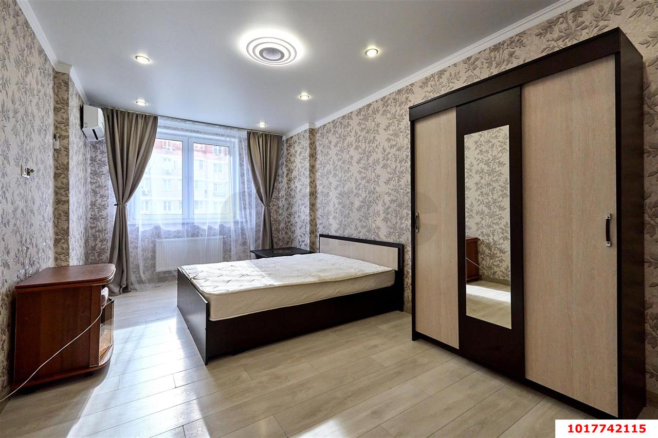 Фото №9: 2-комнатная квартира <span class="whitespace-nowrap">67 м²</span>, <span class="whitespace-nowrap">12/17 эт.</span> - Краснодар, Прикубанский внутригородской округ, имени Петра Метальникова, мкр. ЖК Времена Года 3, ул. Цезаря Куникова, 24к2