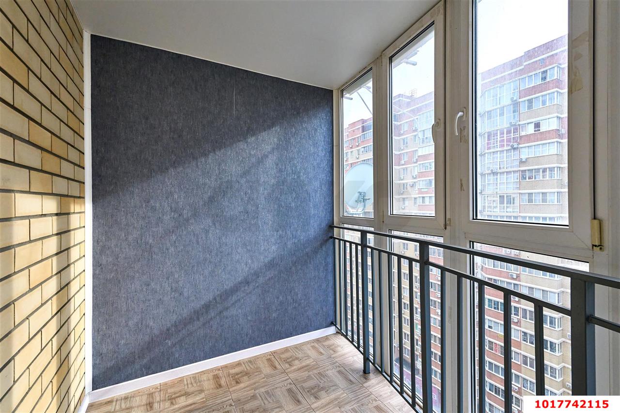 Фото №7: 2-комнатная квартира <span class="whitespace-nowrap">67 м²</span>, <span class="whitespace-nowrap">12/17 эт.</span> - Краснодар, Прикубанский внутригородской округ, имени Петра Метальникова, мкр. ЖК Времена Года 3, ул. Цезаря Куникова, 24к2