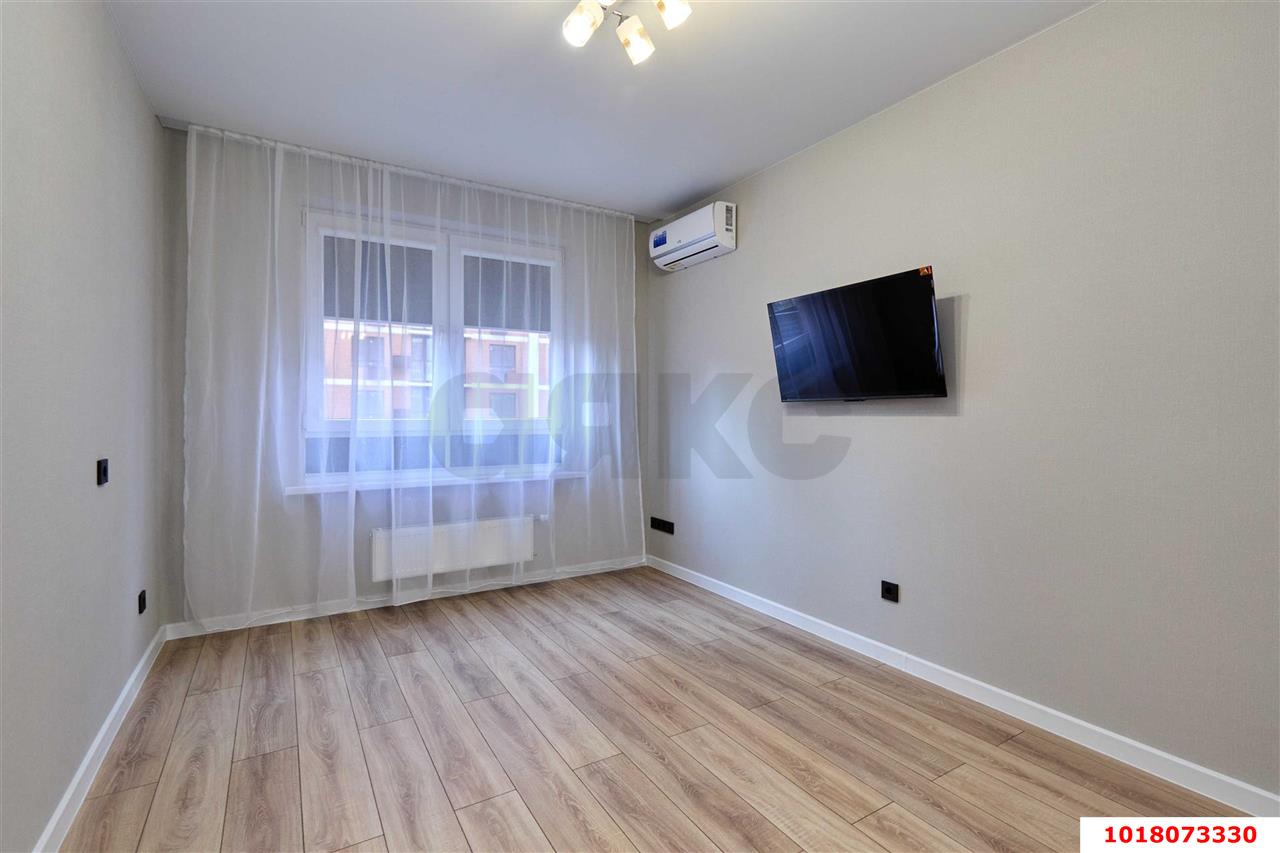 Фото №5: 1-комнатная квартира <span class="whitespace-nowrap">37 м²</span>, <span class="whitespace-nowrap">7/14 эт.</span> - Краснодар, Прикубанский внутригородской округ, мкр. ЖК Самолёт-6, ул. Ивана Беличенко, 86к2
