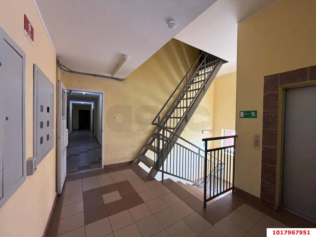 Фото №9: 1-комнатная квартира <span class="whitespace-nowrap">32 м²</span>, <span class="whitespace-nowrap">9/9 эт.</span> - Краснодар, Прикубанский внутригородской округ, мкр. жилой комплекс Спортивная Деревня, ул. Западный Обход, 42к5