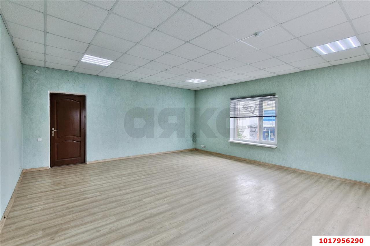 Фото №8: Коммерция <span class="whitespace-nowrap">370 м²</span>, <span class="whitespace-nowrap">2/2 эт.</span> - Краснодар, Карасунский внутригородской округ, мкр. Хлопчато-бумажный Комбинат, ул. Сормовская, 7