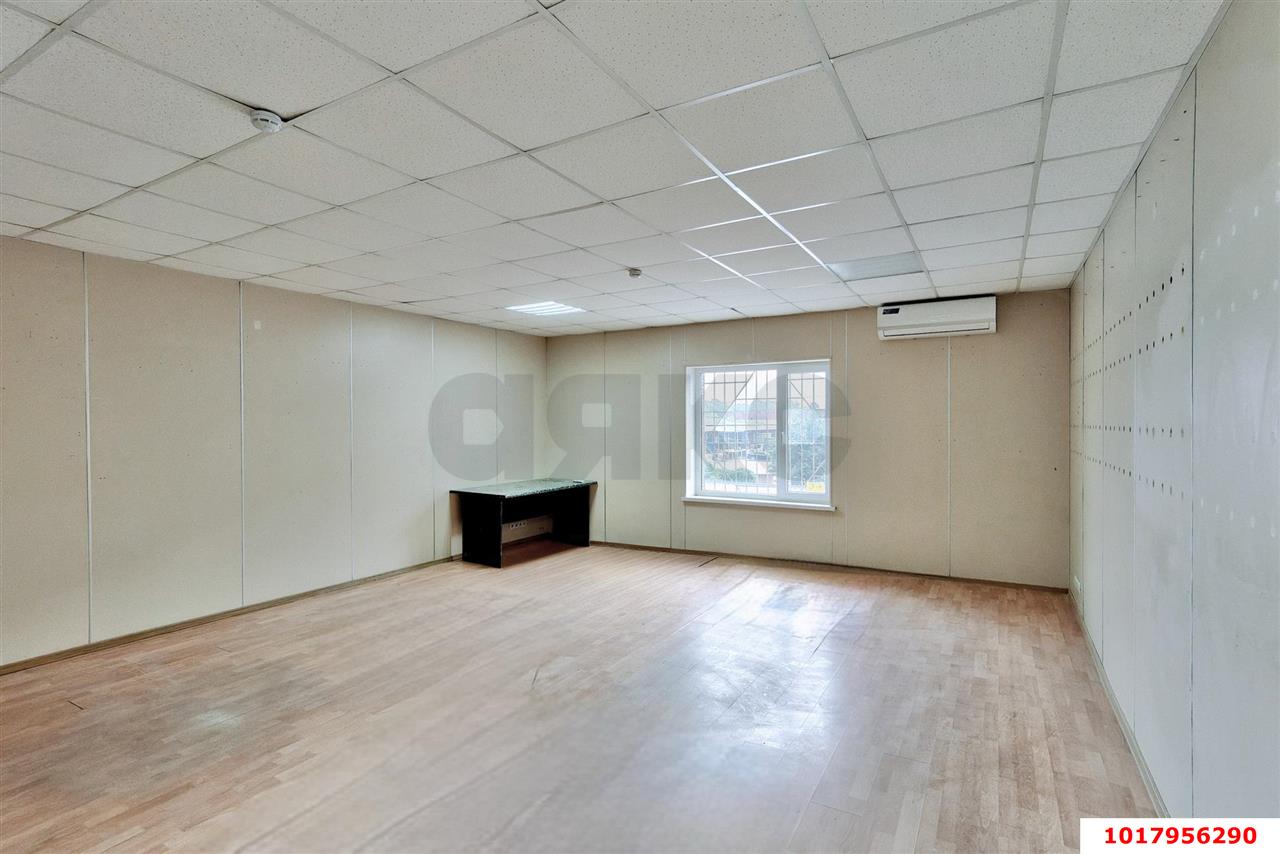 Фото №6: Коммерция <span class="whitespace-nowrap">370 м²</span>, <span class="whitespace-nowrap">2/2 эт.</span> - Краснодар, Карасунский внутригородской округ, мкр. Хлопчато-бумажный Комбинат, ул. Сормовская, 7