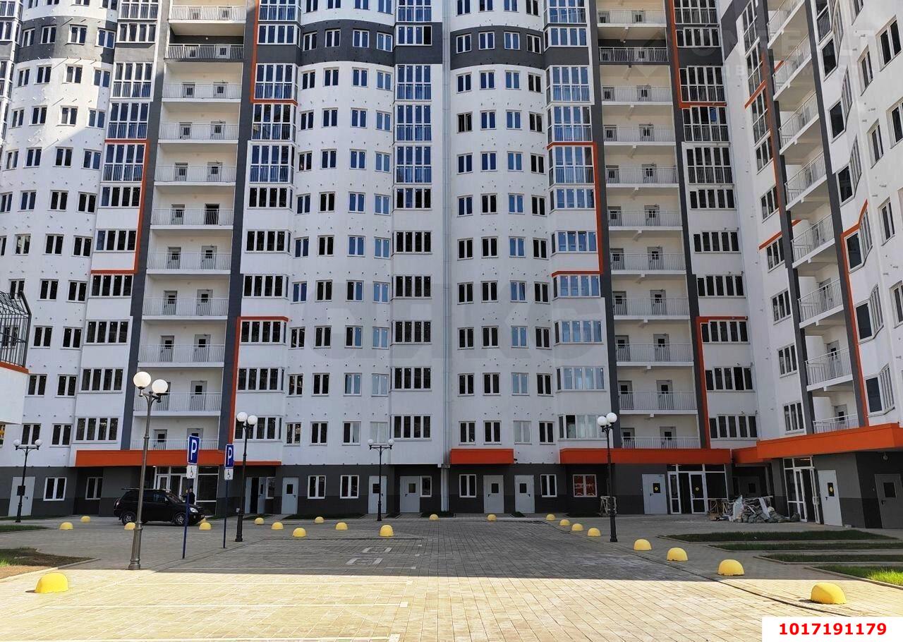 Фото №2: 1-комнатная квартира <span class="whitespace-nowrap">42 м²</span>, <span class="whitespace-nowrap">13/20 эт.</span> - Краснодар, Карасунский внутригородской округ, Хлопчато-бумажный Комбинат, мкр. ЖК Альфа, ул. Уральская, 100