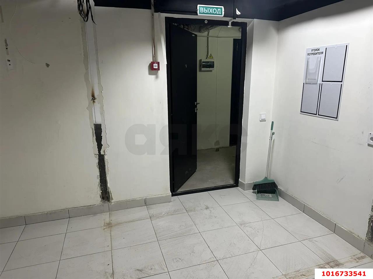 Фото №6: Торговое помещение <span class="whitespace-nowrap">16 м²</span>, <span class="whitespace-nowrap">16 эт.</span> - Краснодар, Прикубанский внутригородской округ, мкр. Московский, ул. имени Николая Семеновича Котлярова, 32