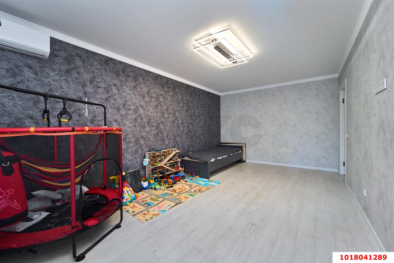 Фото №14: 3-комнатная квартира <span class="whitespace-nowrap">81 м²</span>, <span class="whitespace-nowrap">1/16 эт.</span> - Краснодар, Прикубанский внутригородской округ, мкр. Московский, ул. Карякина, 27