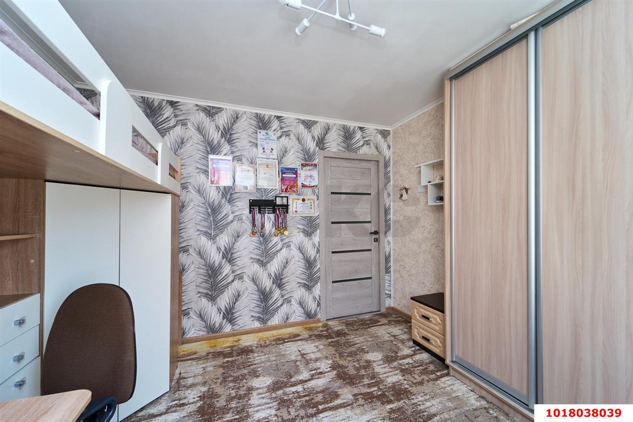Фото №2: 2-комнатная квартира <span class="whitespace-nowrap">54 м²</span>, <span class="whitespace-nowrap">11/12 эт.</span> - Краснодар, Прикубанский внутригородской округ, мкр. 40 лет Победы, ул. имени 40-летия Победы, 146/9
